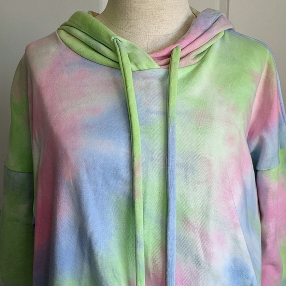Blank NYC Hoodie Tie Dye Long Sleeve Pullover Ruched Hem Ties Multicolor M NWT - Picture 3 of 16